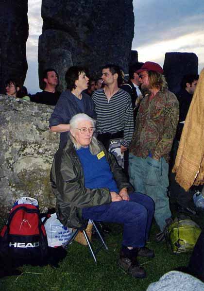 jane, nora, ?? and george @ stonehenge june 2002 
